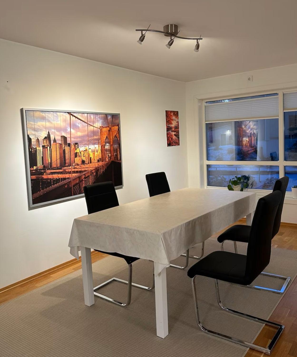 3 Sleeping Rooms For 82M2 Which Direct Traffic To Airport And City Center Bergen Exteriér fotografie